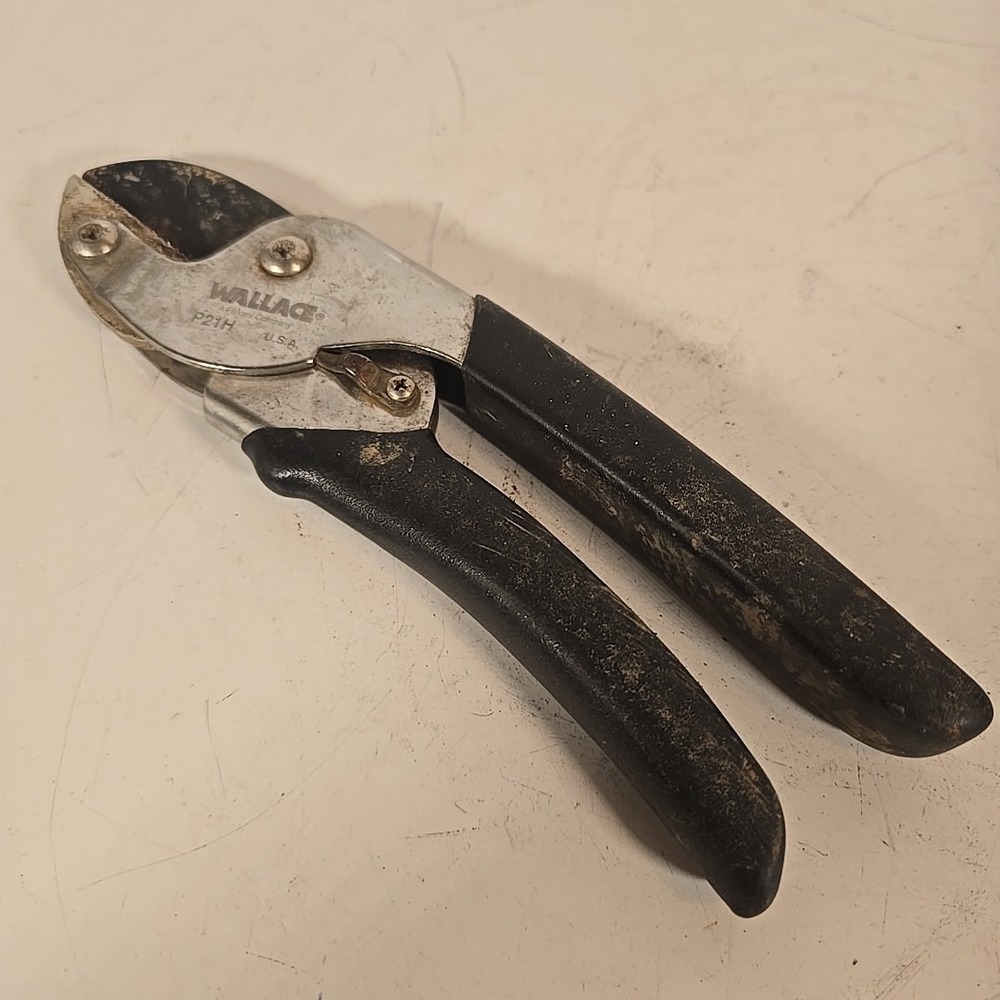 Vintage Wallace P21H‎ Garden Shears Pruner Snips - USA